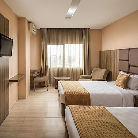 Hotel Alia Cikini Jakarta Exterior photo
