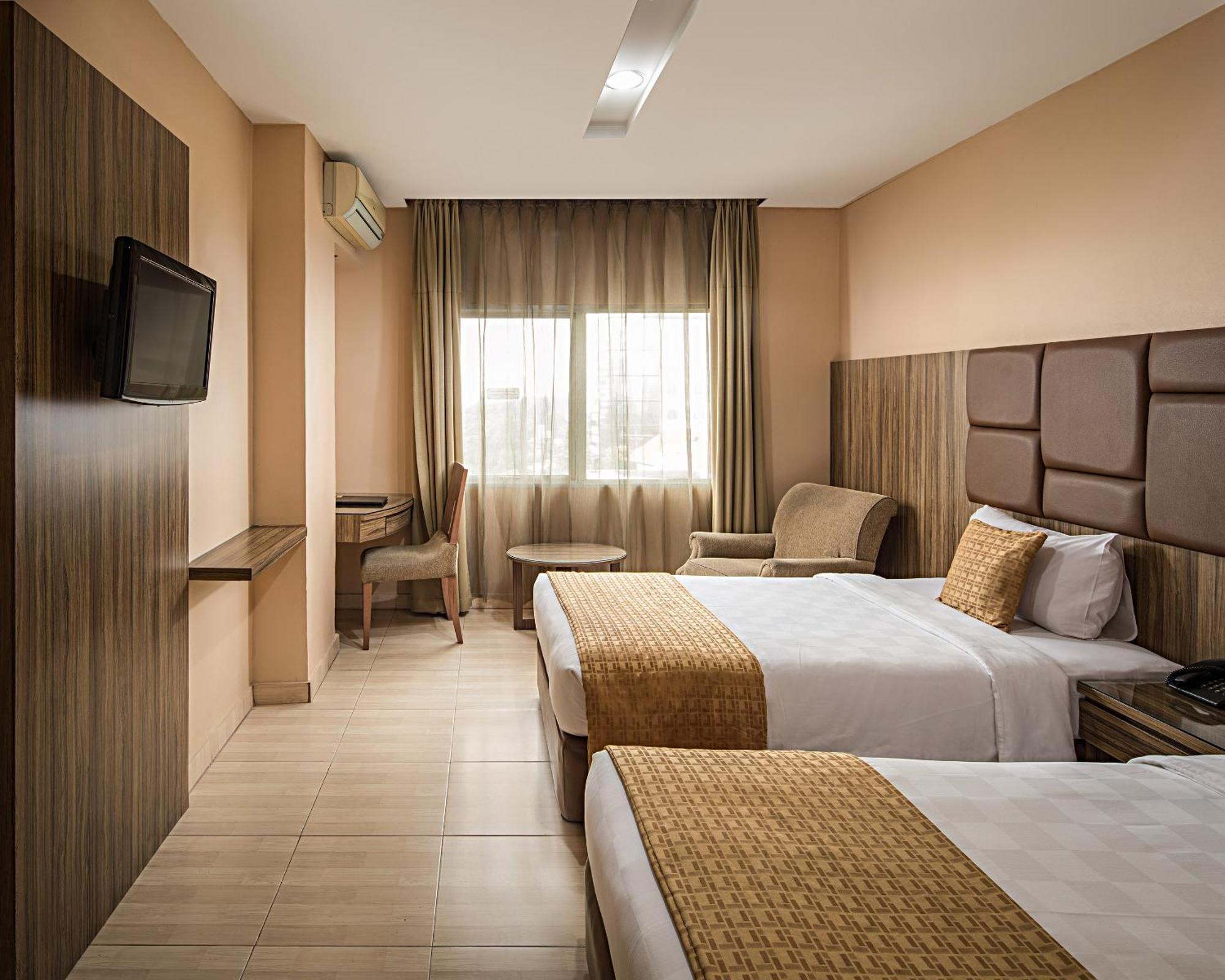 Hotel Alia Cikini Jakarta Exterior photo